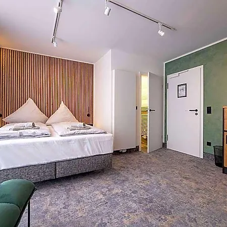 Suedblick Hotel *